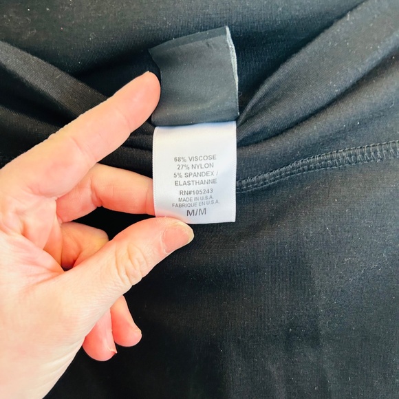 Bobeau Black Pencil Skirt Size Medium Slit Midi Stretch Solid Stretchy Work Job - Picture 3 of 8